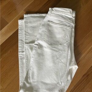 Abercrombie 70s Vintage Flare Ultra High Rise Curve Love Jeans Size 32 in Cream
